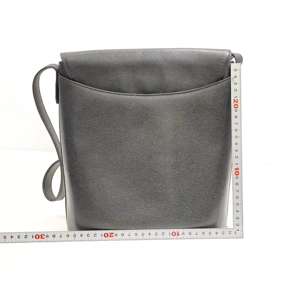 Authentic Givenchy Leather Bag - Preowned - Picture 3 of 10